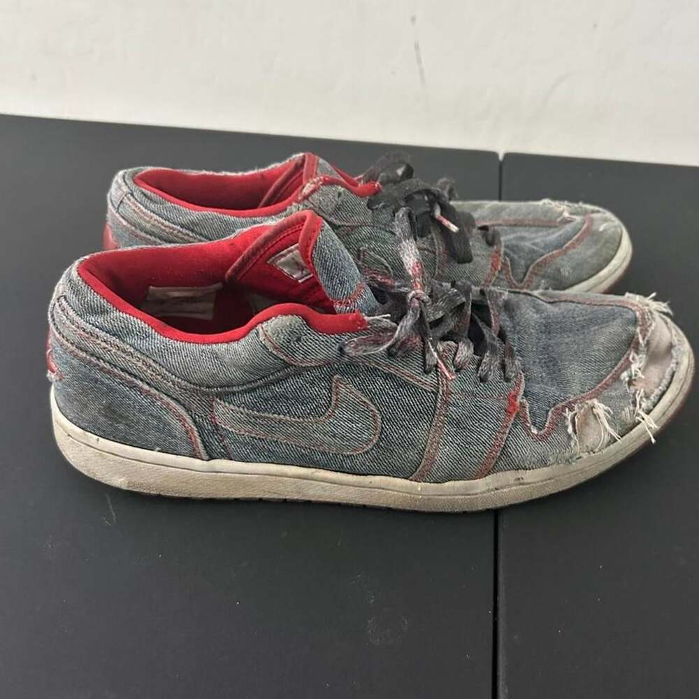 Nike Air Jordan 1 Retro Low Denim Size 11.5 315921-491